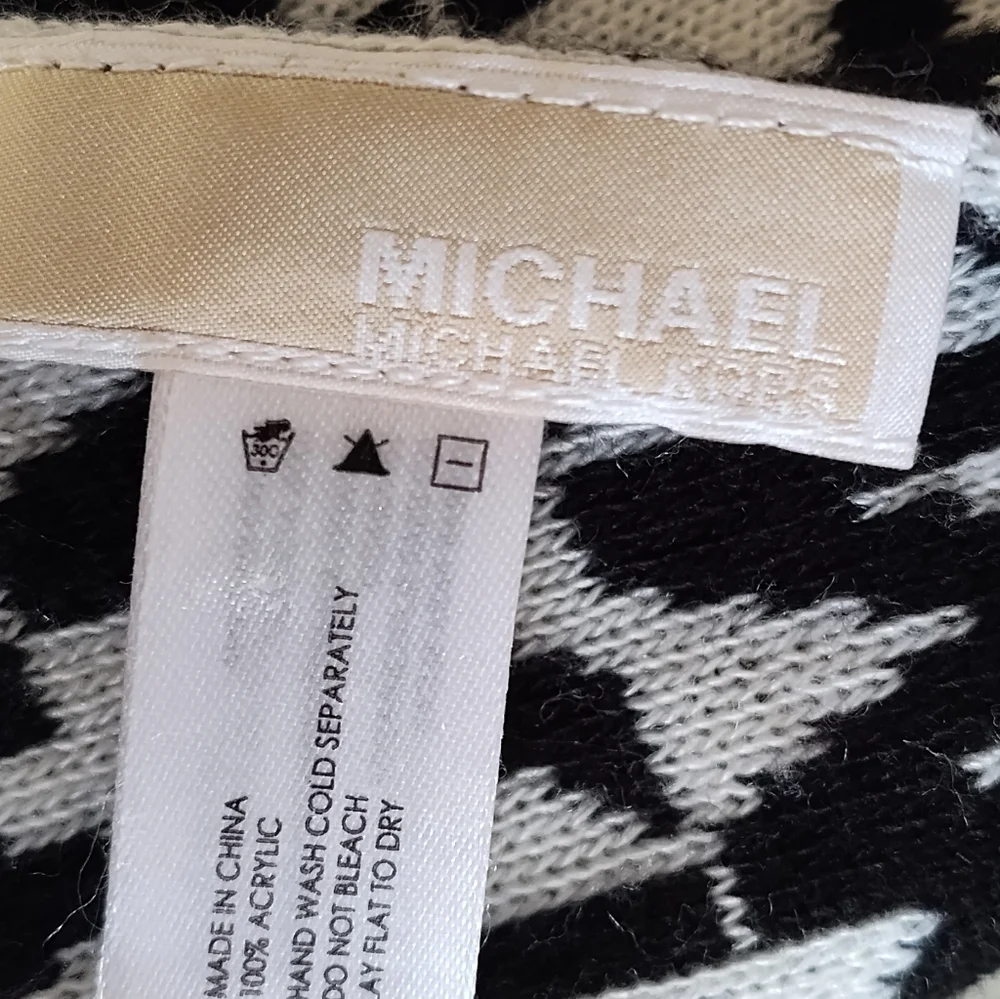 Michael Kors Reversible Scarf | Black White MK Logo Print | Knit Sweater